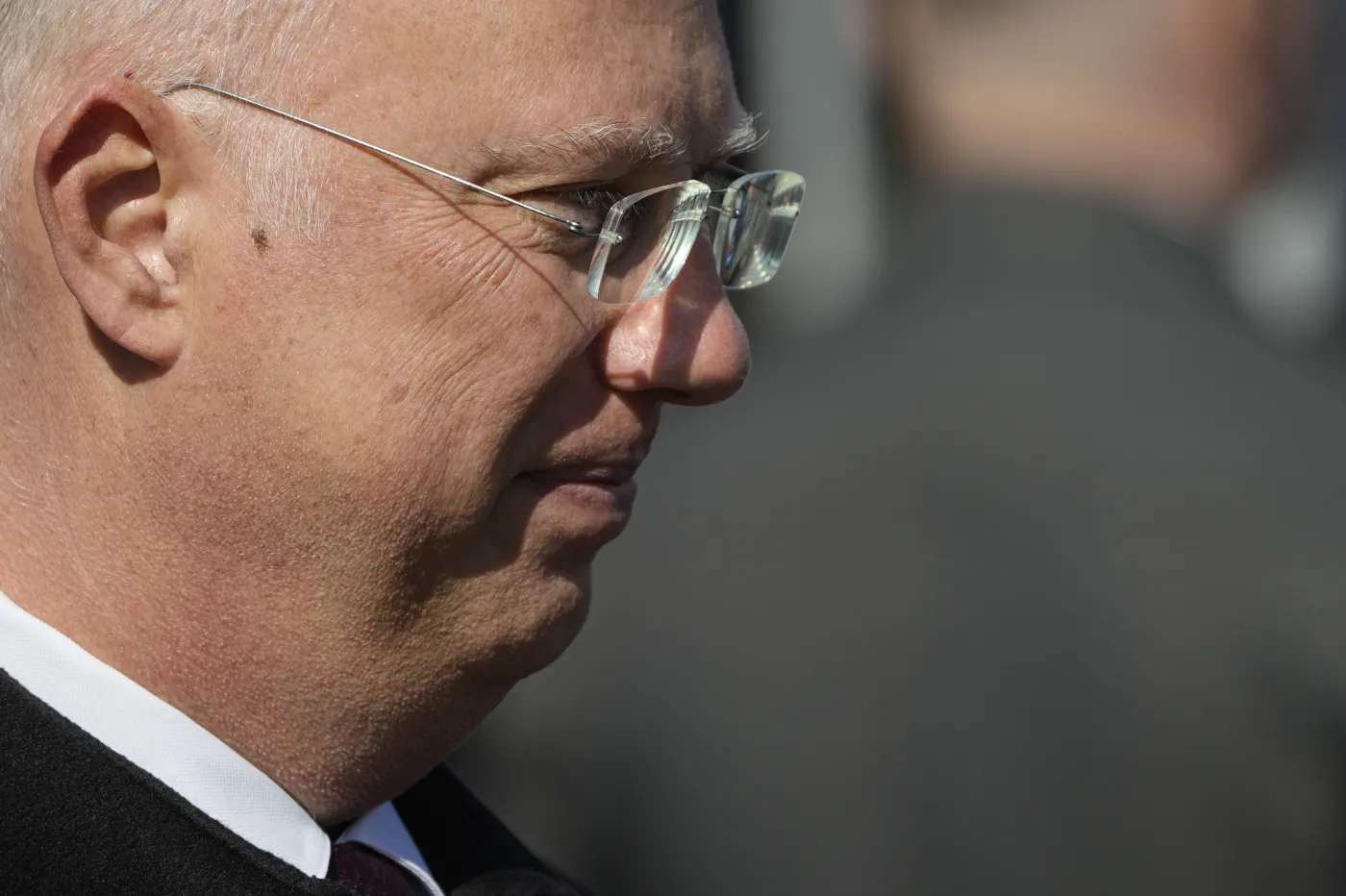 Tajemnicza wizyta Dmitrijewa w Paryżu. Został zauważony nieopodal Pałacu Elizejskiego