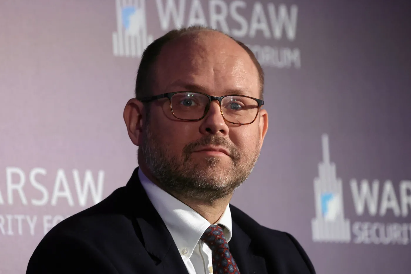 Przydacz uderza w Sikorskiego. "Intelektualny oszust", który ma "krótki lont"