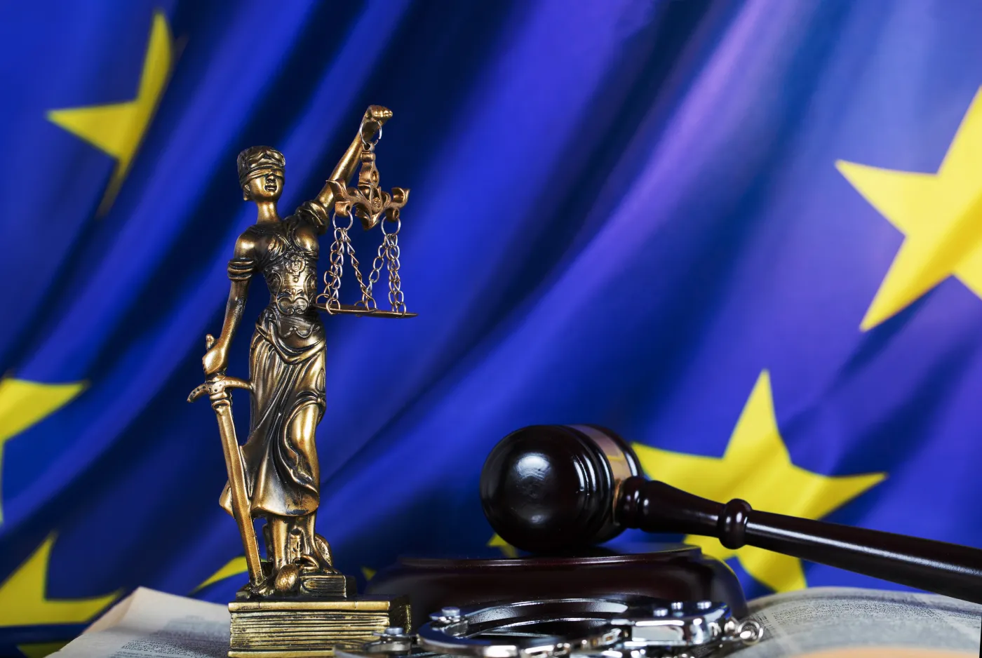 Ważna wiadomość dla milionów Polaków. TSUE rozstrzygnął spór w sprawie kredytów