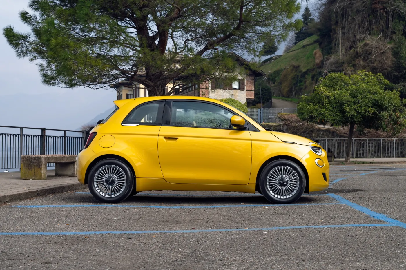 fiat-500-hybrid-39081268.jpg
