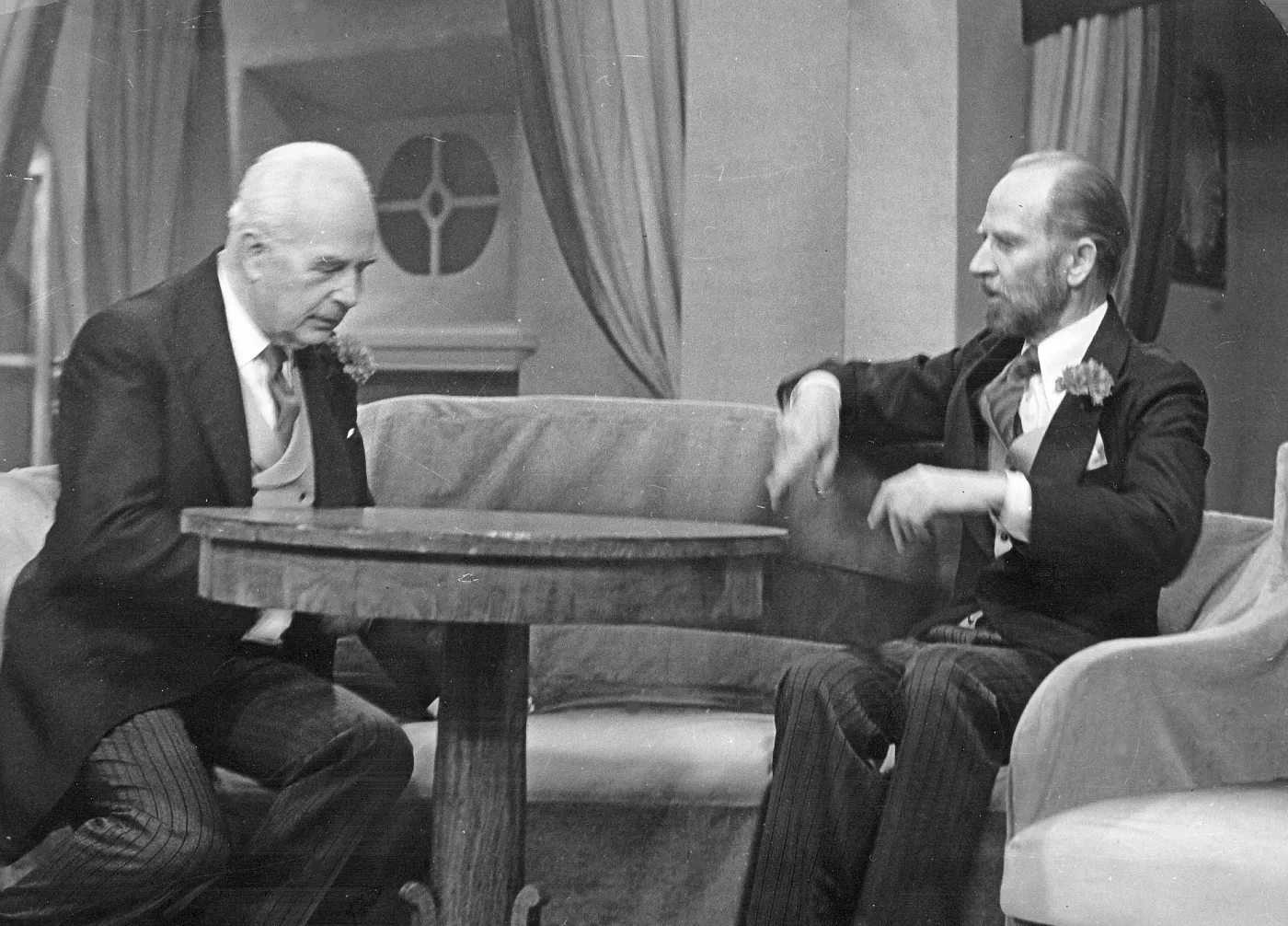 Jerzy Wasowski Jeremi Przybora w jednej ze scen