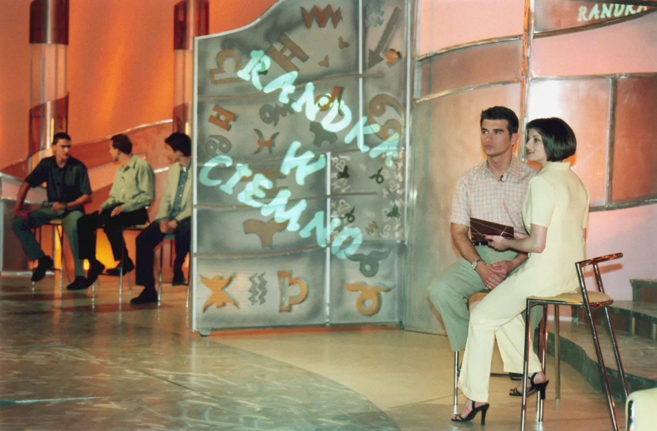 Nie tylko "Randka w ciemno". QUIZ o telewizyjnych hitach lat 90. Idź na całość i zdobądź komplet punktów