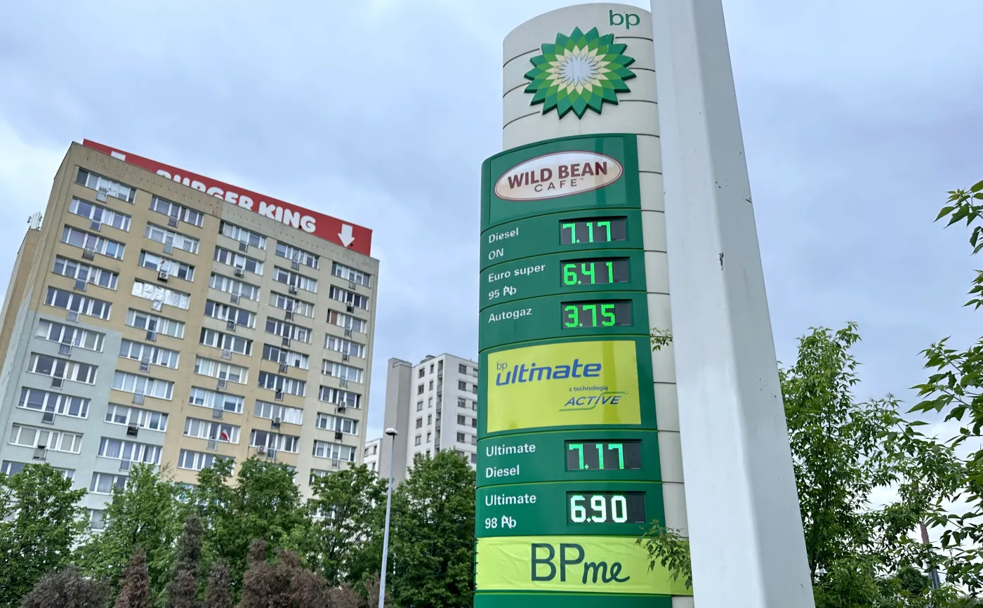 stacja-paliw-bp-39138701.jpeg