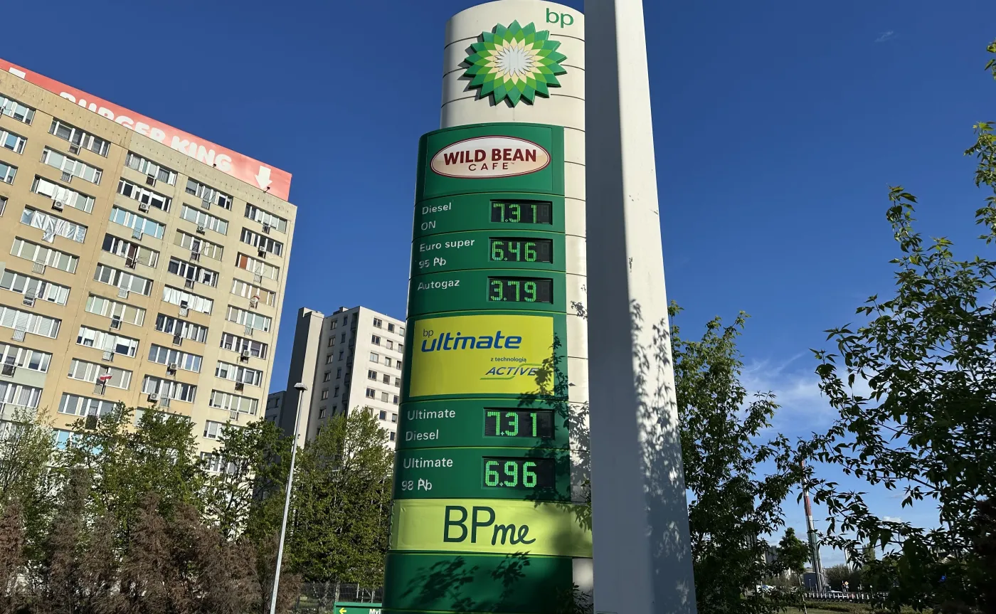 stacja-paliw-bp-39132603.jpeg