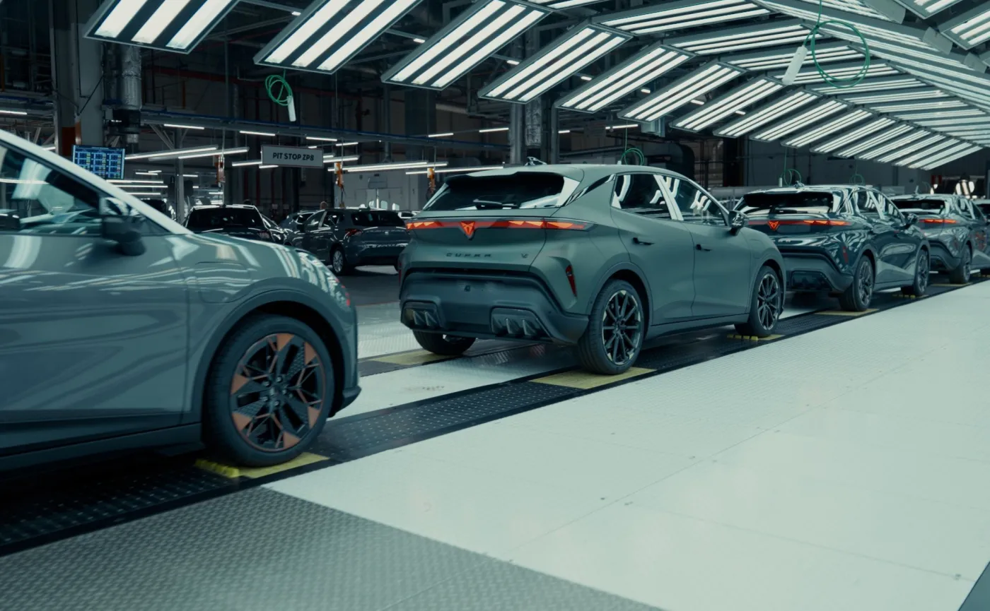 Nowa Cupra Raval
