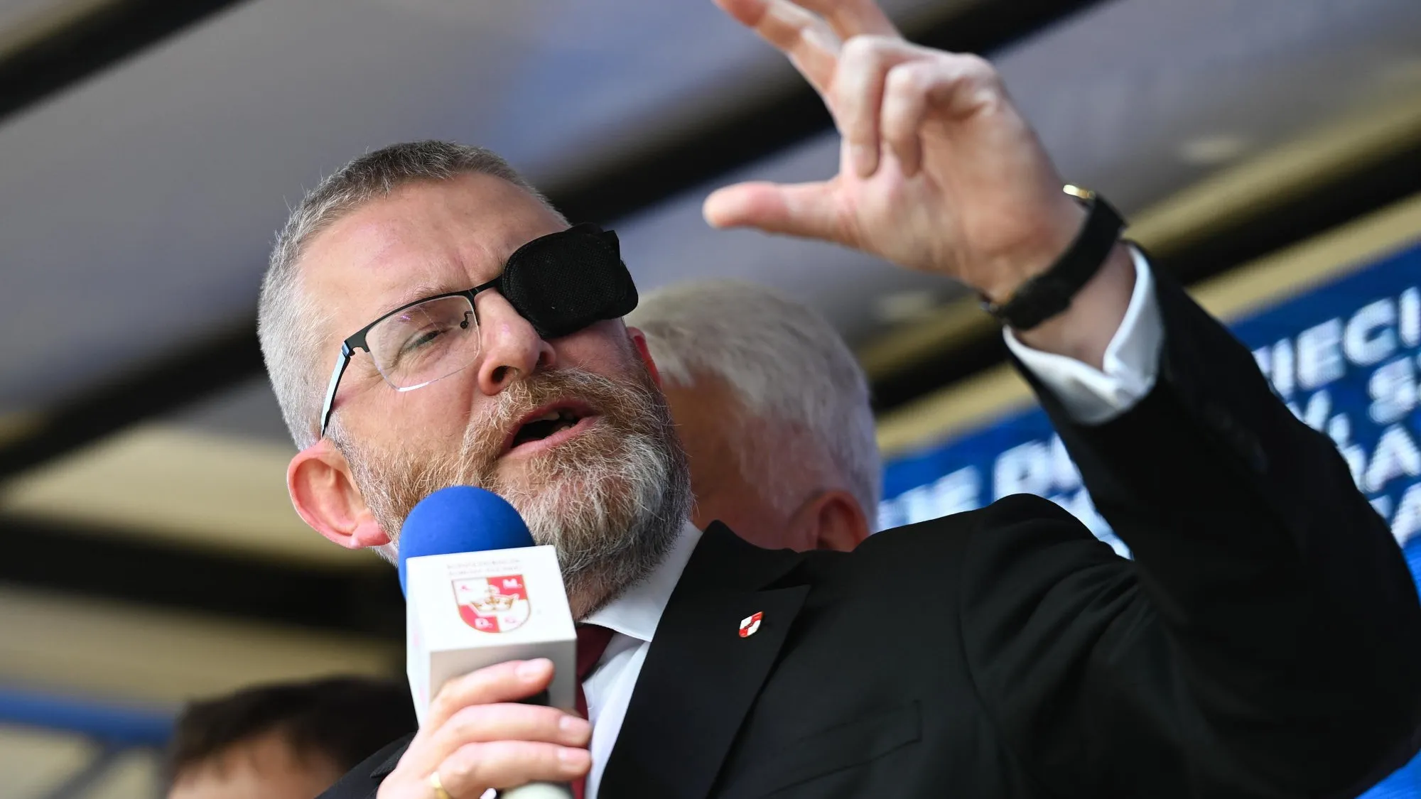 "Pani jest jedynie tłumikiem na końcu lufy". Braun ukarany za słowa o Kai Kallas