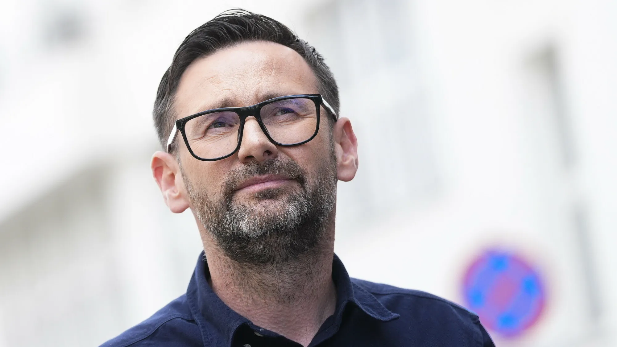 Świat czyta o aferze w Orlenie. Daniel Obajtek nie czuje się odpowiedzialny