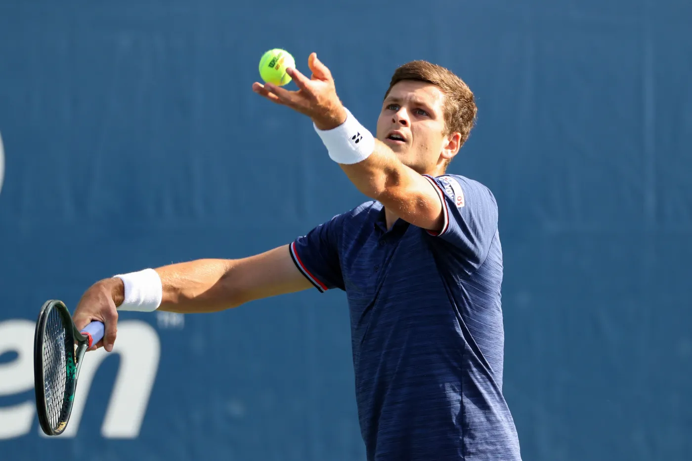 Hubert Hurkacz awansował do ćwierćfinału turnieju w Auckland