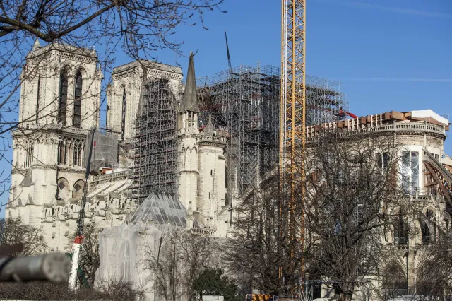 Odbudowa Notre-Dame zacznie się za rok. Jak długo potrwa?