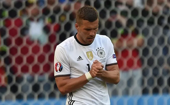Lukas Podolski nie wrócił do Niemiec. Wybrał ofertę z Turcji