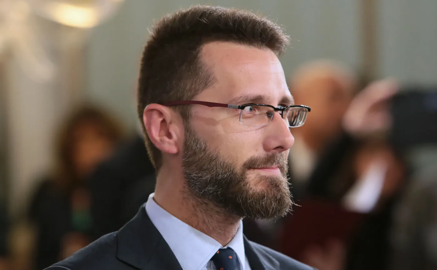 Fogiel o uchwale trzech izb SN: Kuriozalna akrobatyka prawą ręką przez lewe ucho