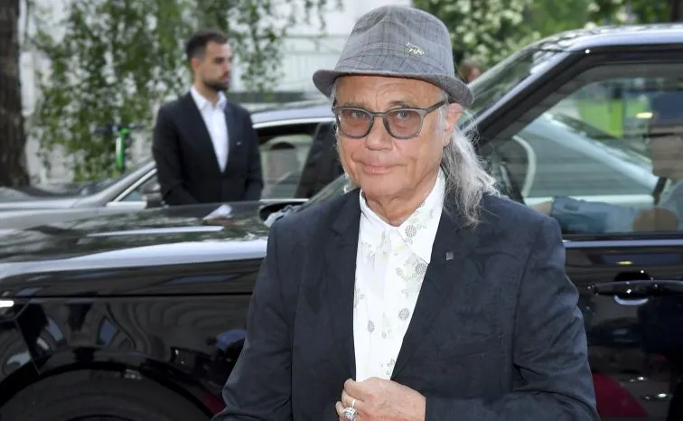 Nowa partnerka Sipowicza stroni od mediów: Nie rozumiem zainteresowania naszym związkiem