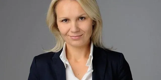 Pracowała w NBP, dostała posadę w CPK. Ile zarobi Sylwia Matusiak?