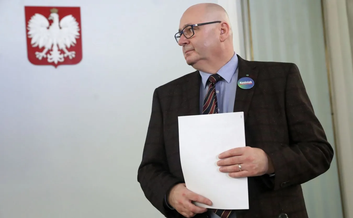 Lichocka będzie musiała zapłacić za środkowy palec? Poseł PSL zapowiada pozew