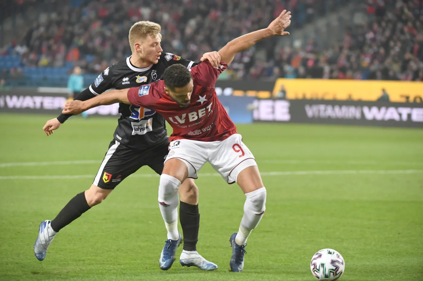 Ekstraklasa: Wisła Kraków ligową wiosnę zaczęła z przytupem [TABELA]