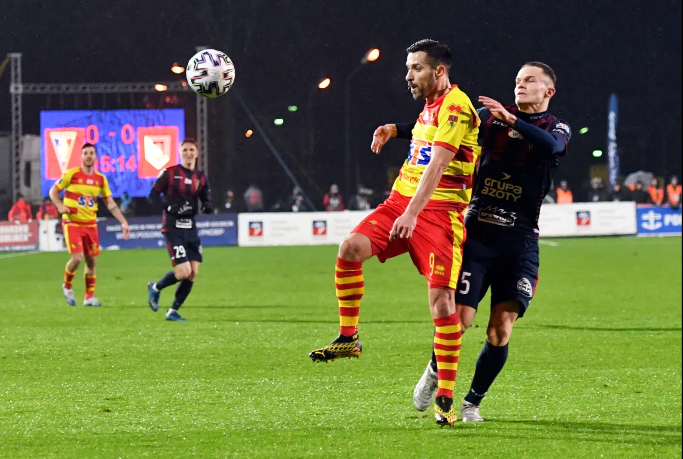Ekstraklasa: Jagiellonia wygrała pierwszy mecz w 2020 roku. "Portowcy" spadli z podium