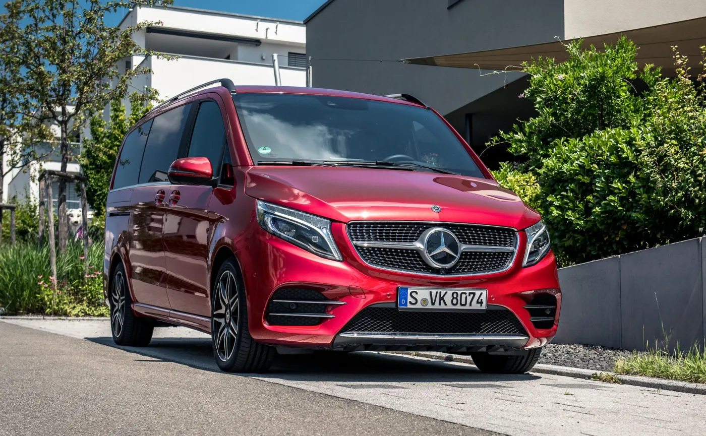 mercedes-klasy-v-12624895.jpg