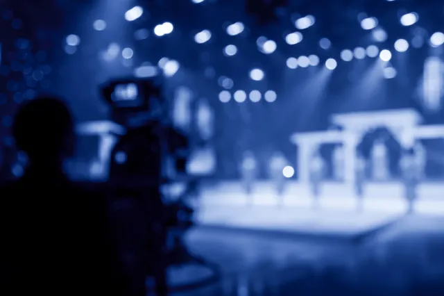 Aktorzy Teatru Narodowego czytają online utwory polskich poetów