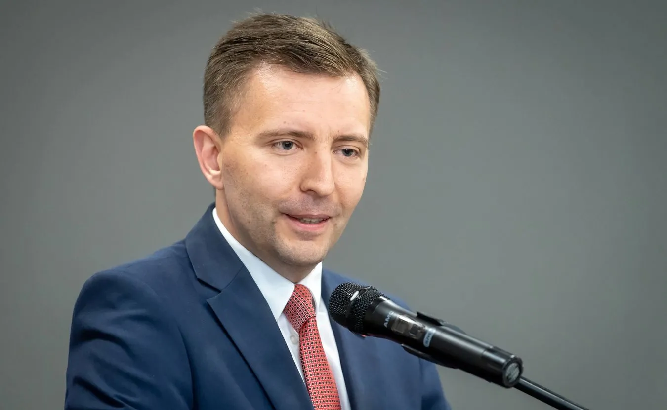 Afera Banasia. Schreiber: Poprzedni prezes NIK miał zarzuty i trwał na stanowisku