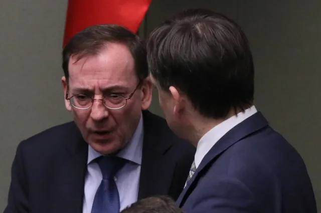 Lewica chce zmian w ustawie dezubekizacyjnej. "Dla nas nie ma różnicy, czy człowiek pracował w PRL, czy w III RP"