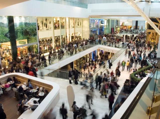 Wolne niedziele nie zrujnują handlu, ale mogą wywołać prawny zamęt