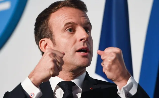Emmanuel Macron rozpoczyna walkę z dziecięcą pornografią. "To walka kulturowa"