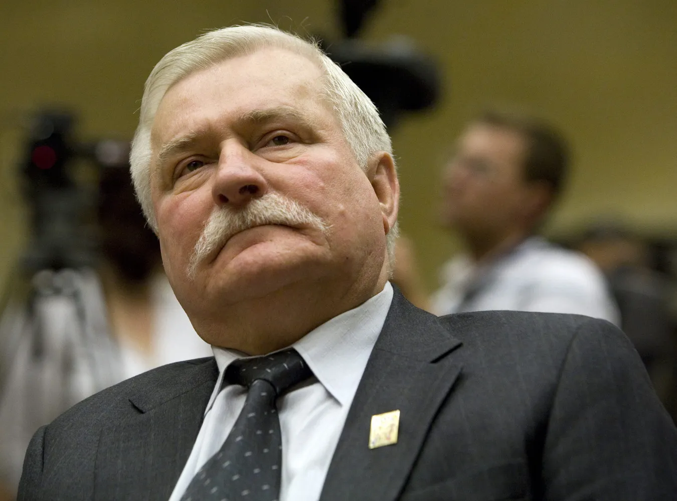 Wałęsa: Gruzini dostaną po łapkach