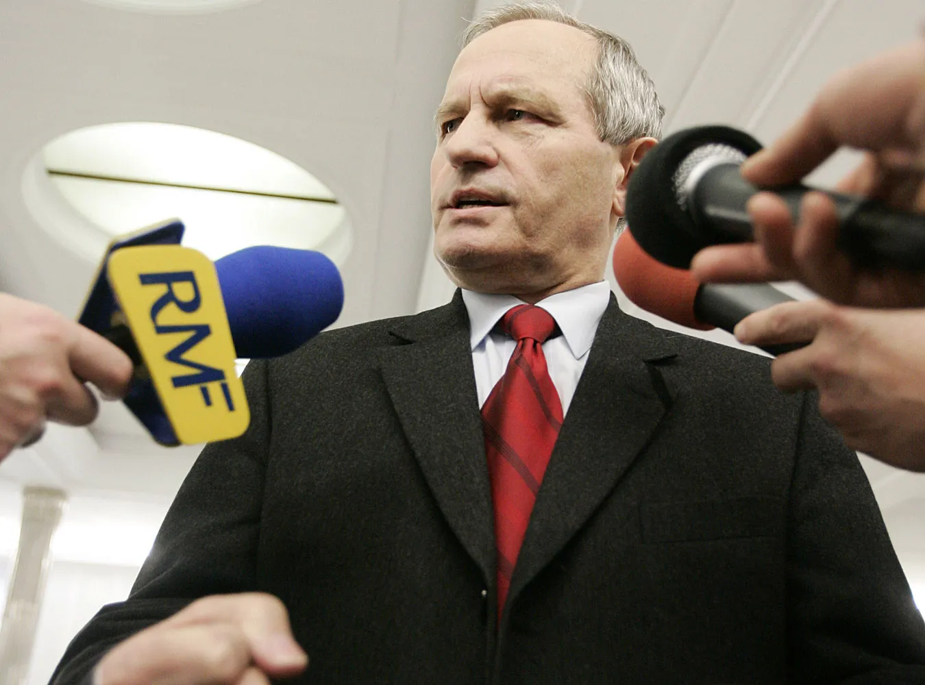 Wiceminister obrony podał się do dymisji