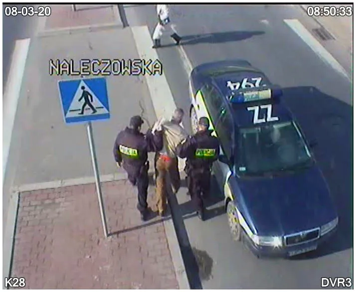 Kierowca trafił do radiowozu