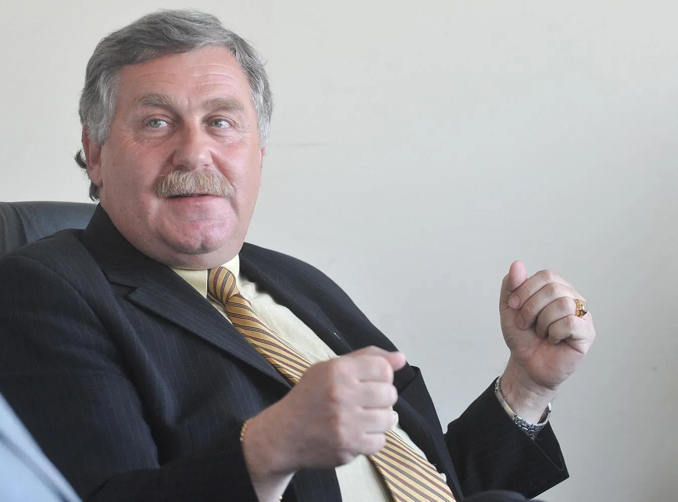 Nie ma zgody zarządu na pensje Engela