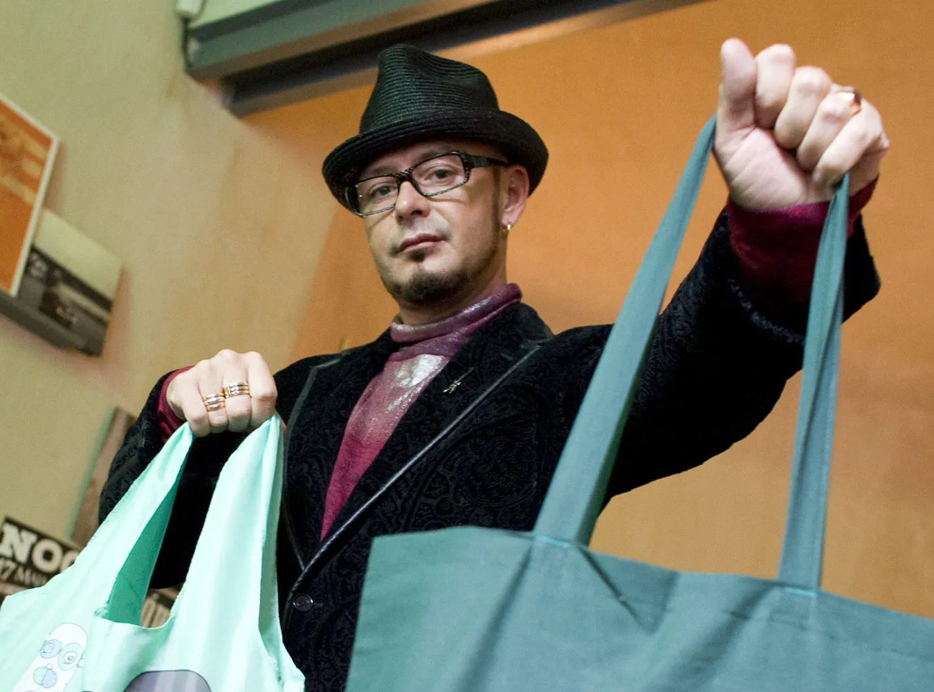 Jacyków na tropie zaginionej rodziny