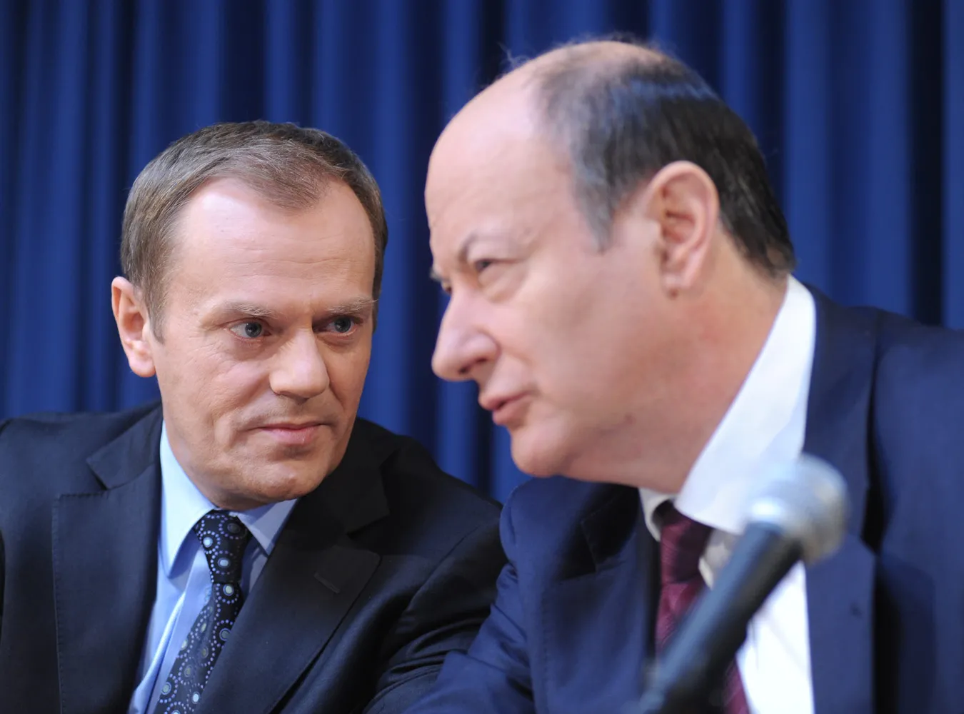 Rząd rozpoczął obronę złotego