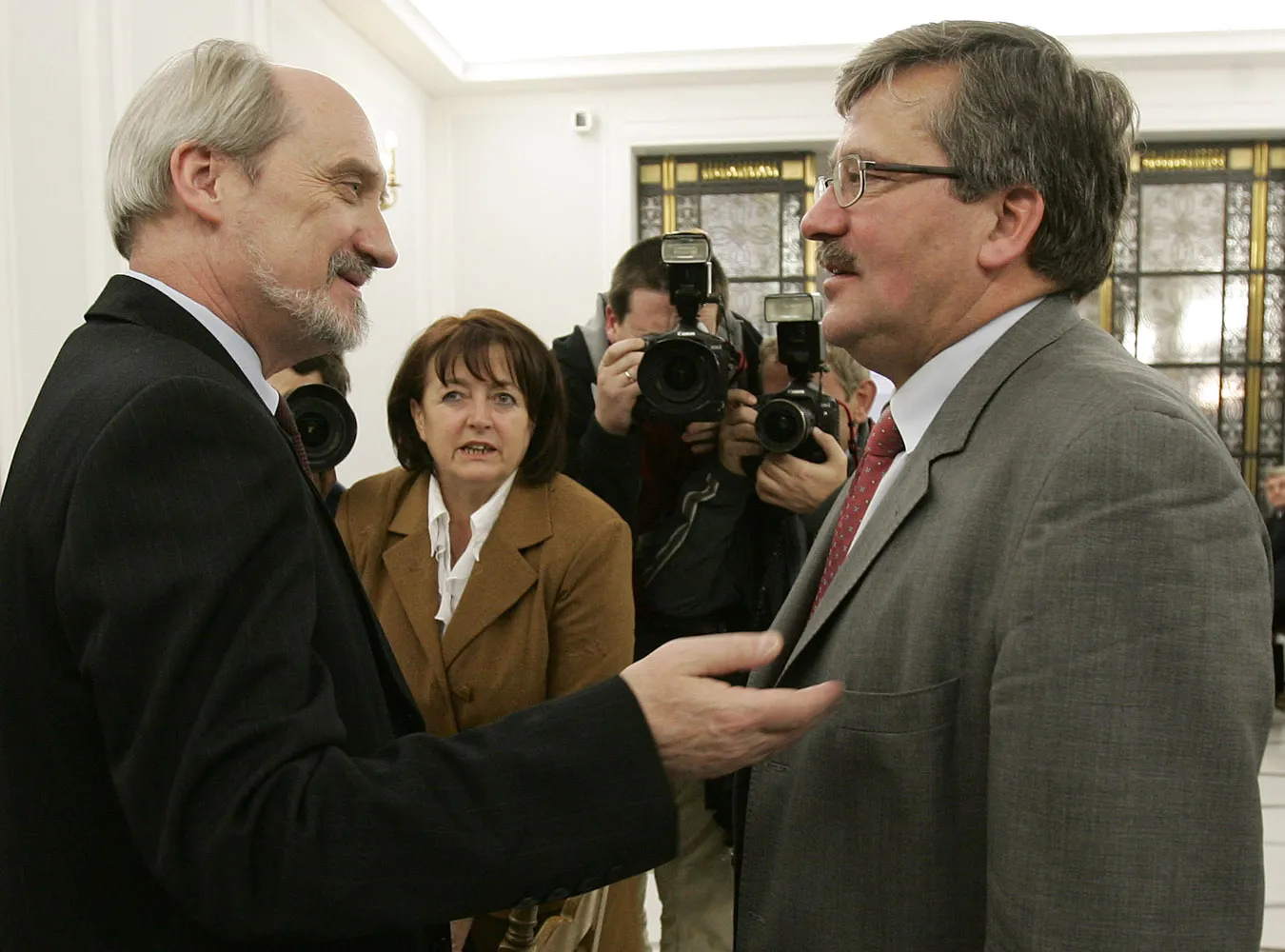 Macierewicz ofiarą Komorowskiego?