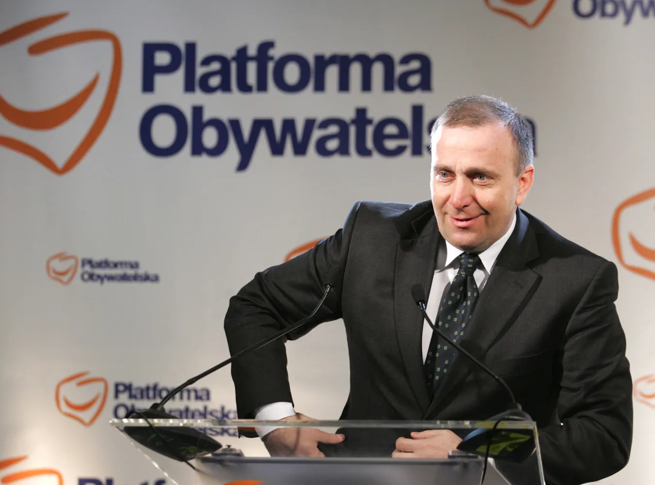 Schetyna PiS bez wojny się rozpadnie