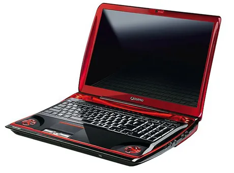 Ognisty wojownik ze skrzydełkami