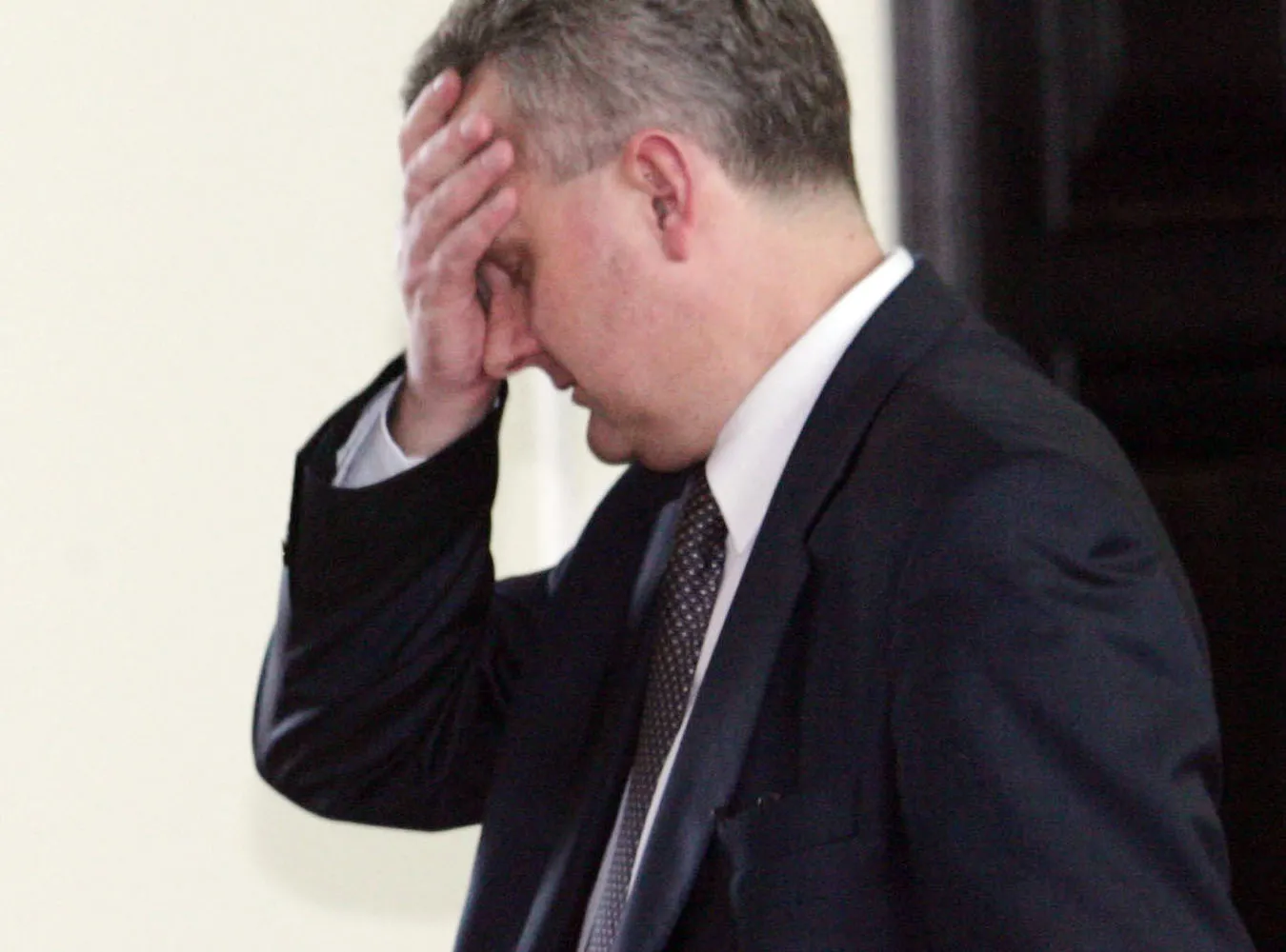 Minister Grad przyłapany na prywacie