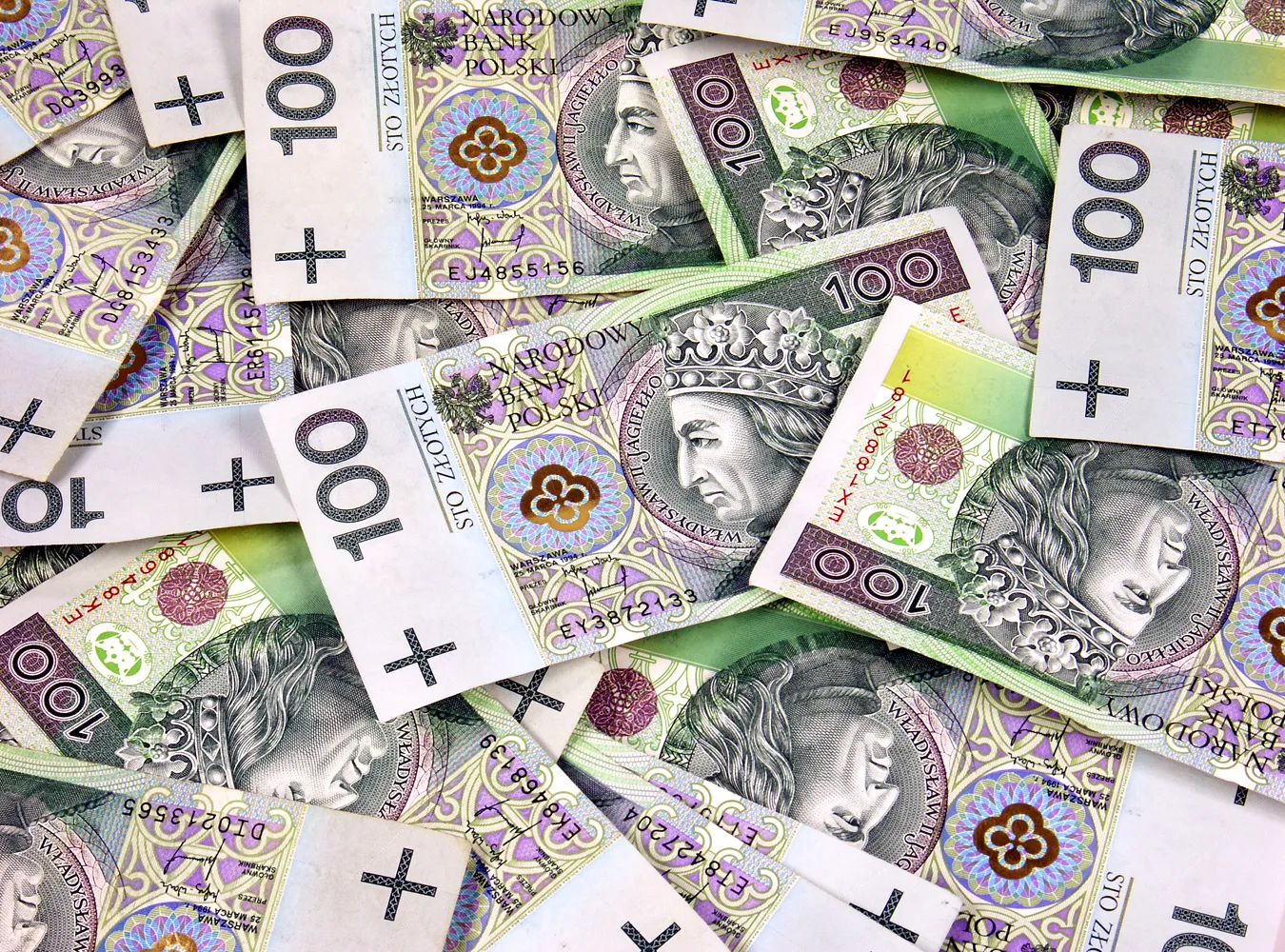 Afera hazardowa morduje złotego