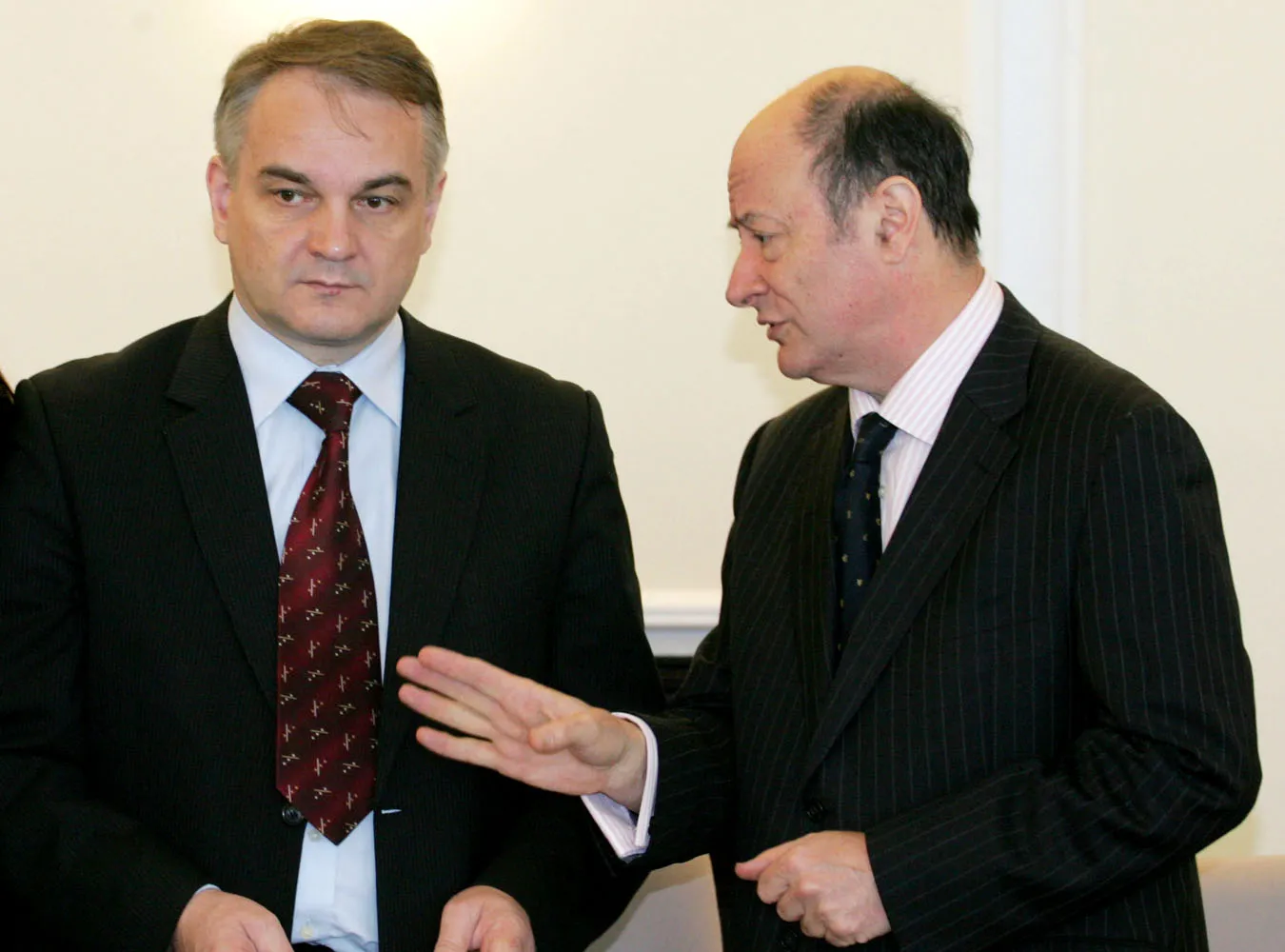 Pawlak zaatakował przez ministra finansów