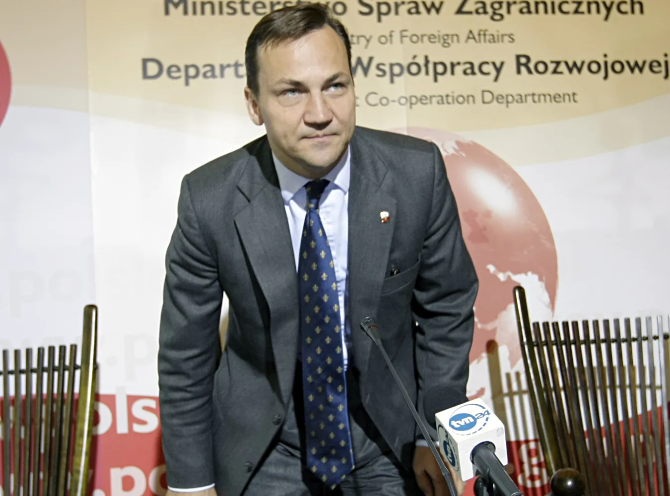 Sikorski wzorem dla innych ministrów