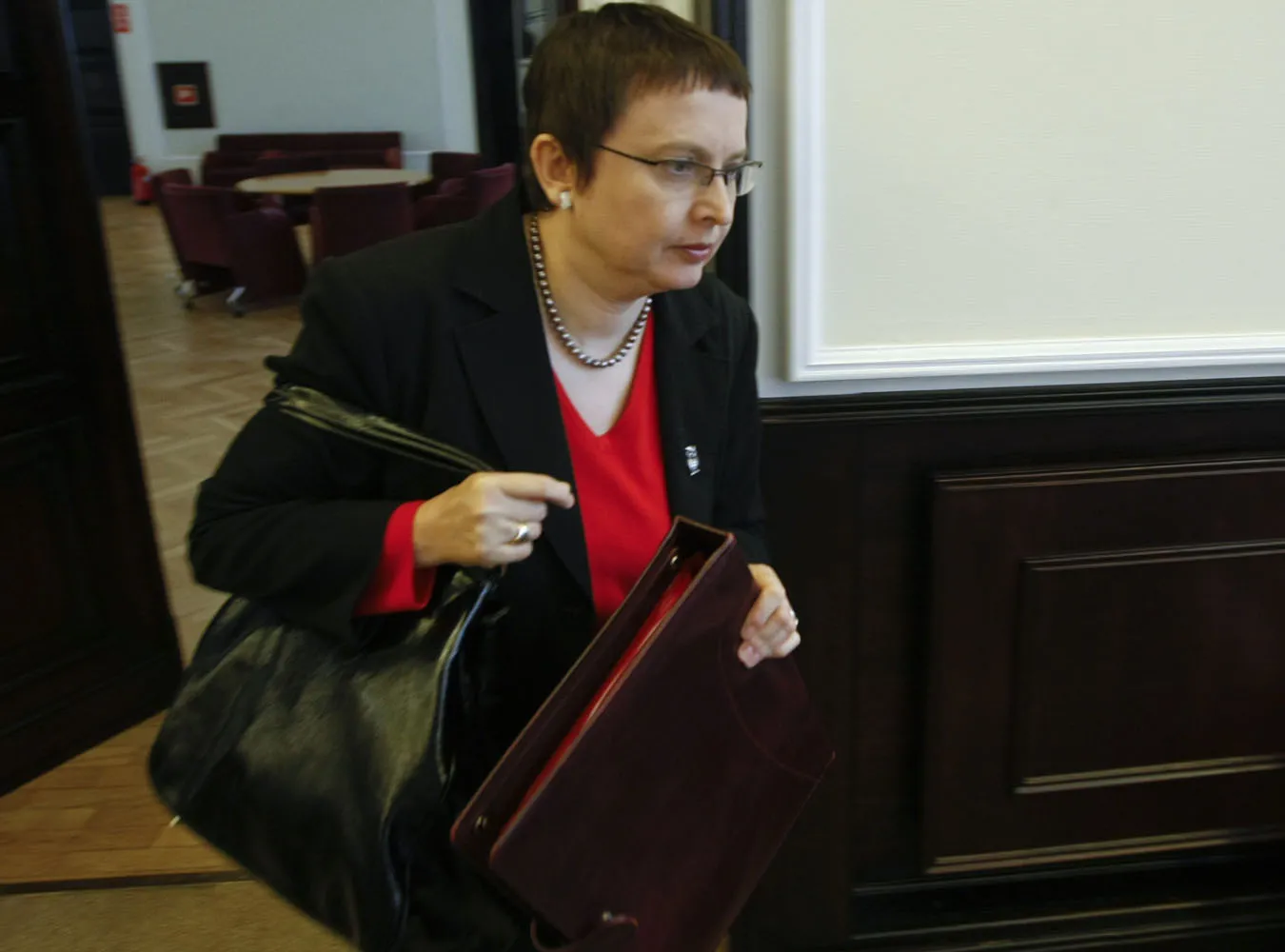 Pani minister, niech pani nam zapłaci