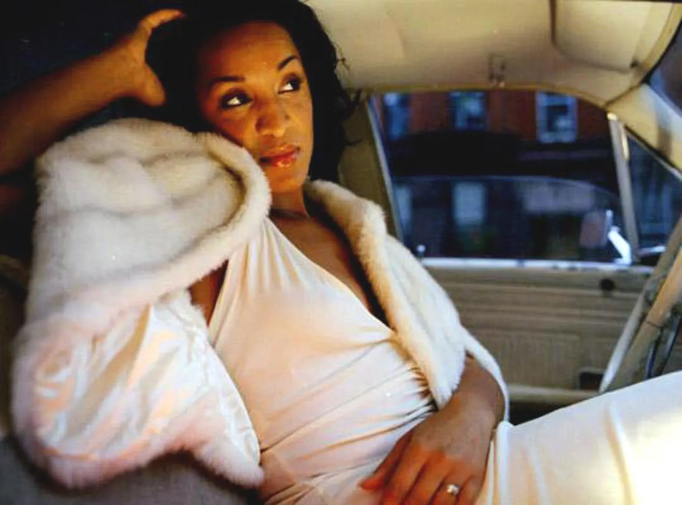 Sade muzyki klubowej zaśpiewa w Polsce