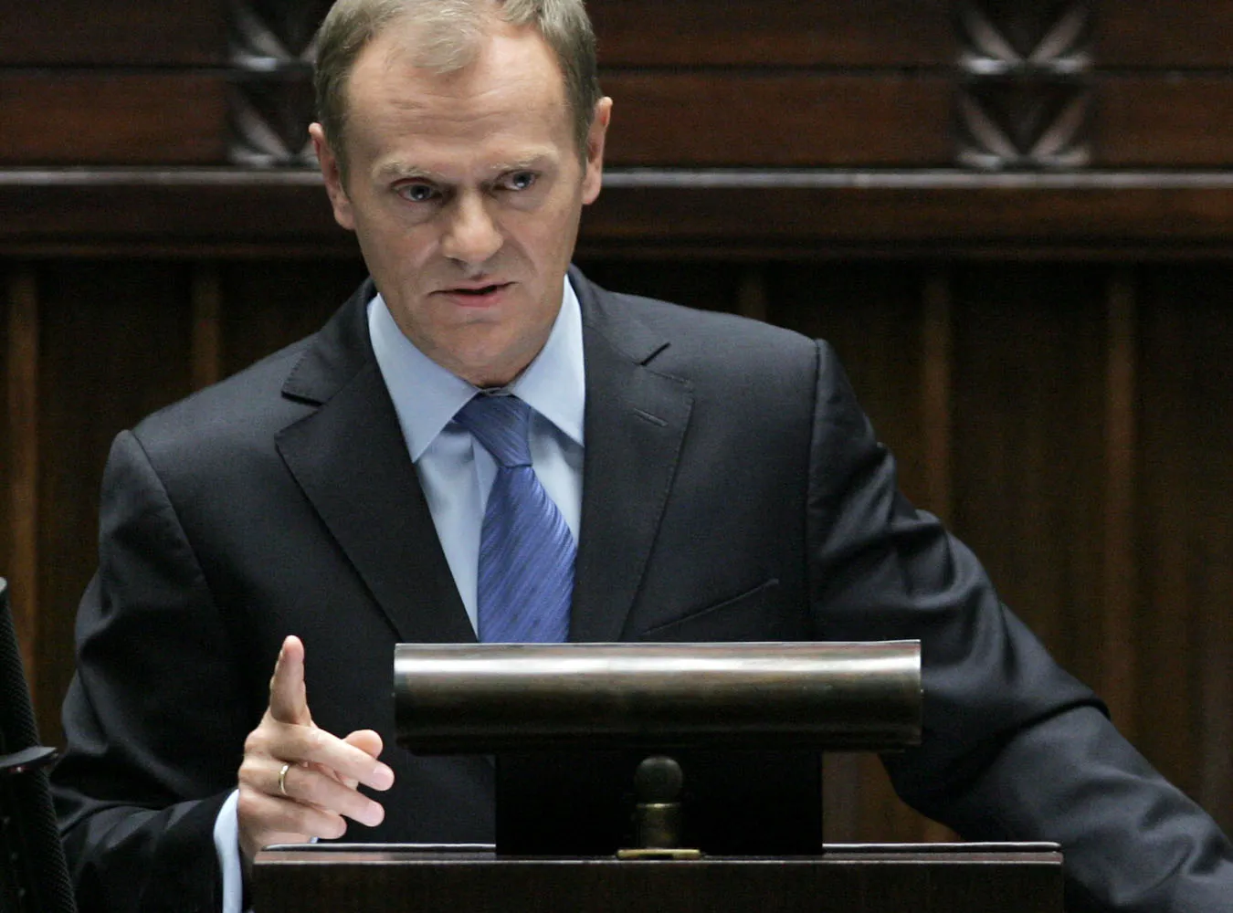 Tusk gani: Służbowe auto to nie taksówka