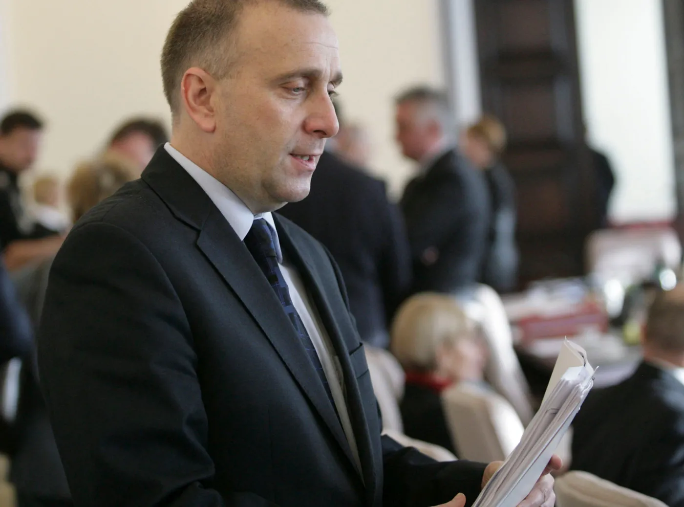 Schetyna: Przedterminowe wybory to diabelska pokusa