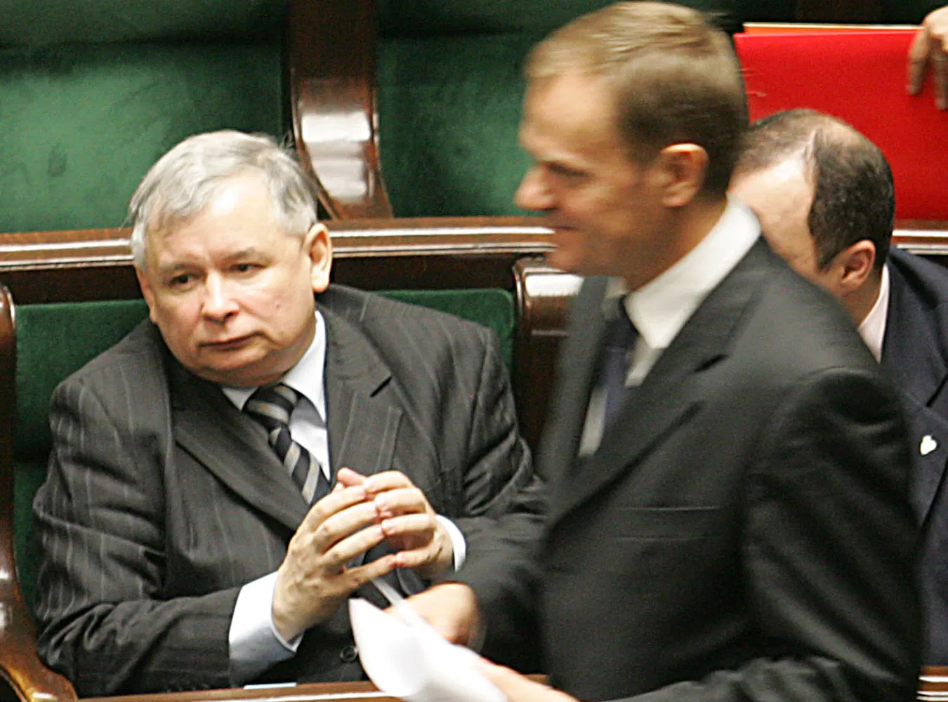 Polacy chcą, by PO-PiS walczył z kryzysem