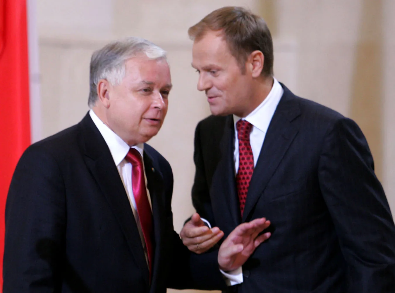 Prezydent chce pogodzić brata z Tuskiem