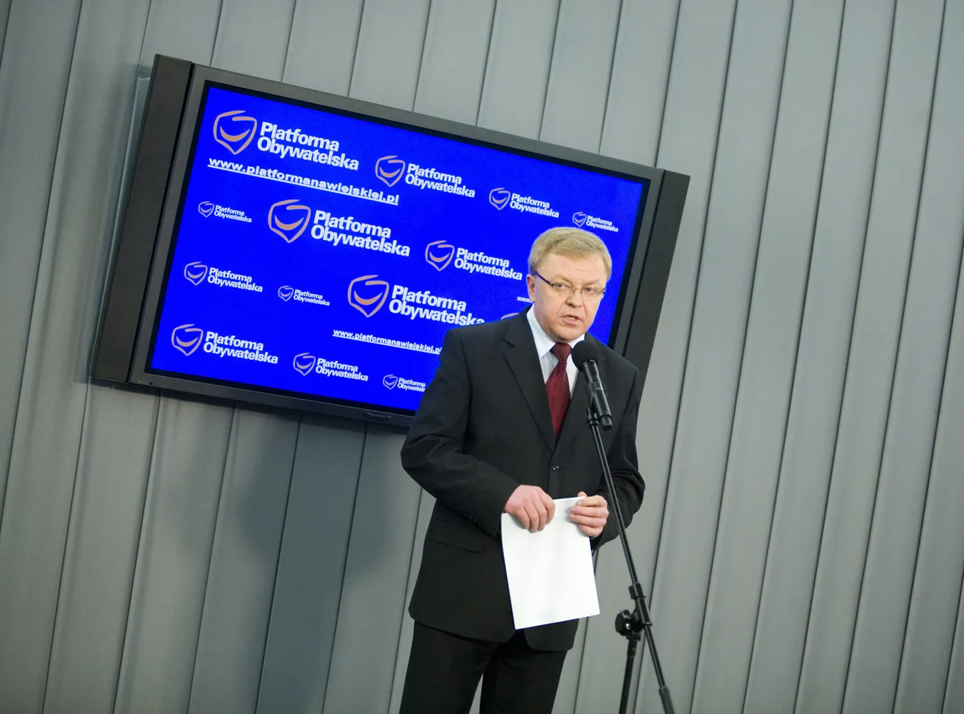 Rząd daje instrukcje o instrukcjach