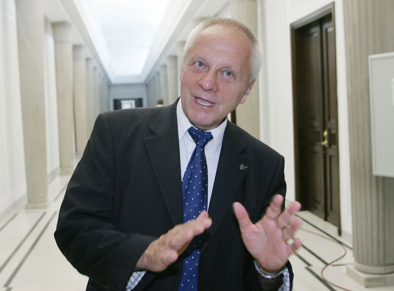 Niesiołowski przeprasza IPN za swoje gapiostwo