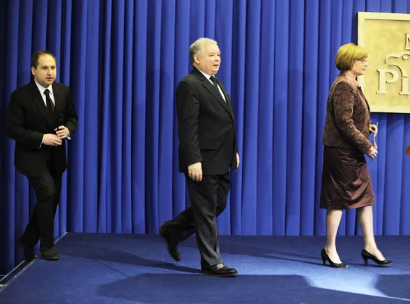 PiS: Upadek gospodarczy będzie dotkliwy