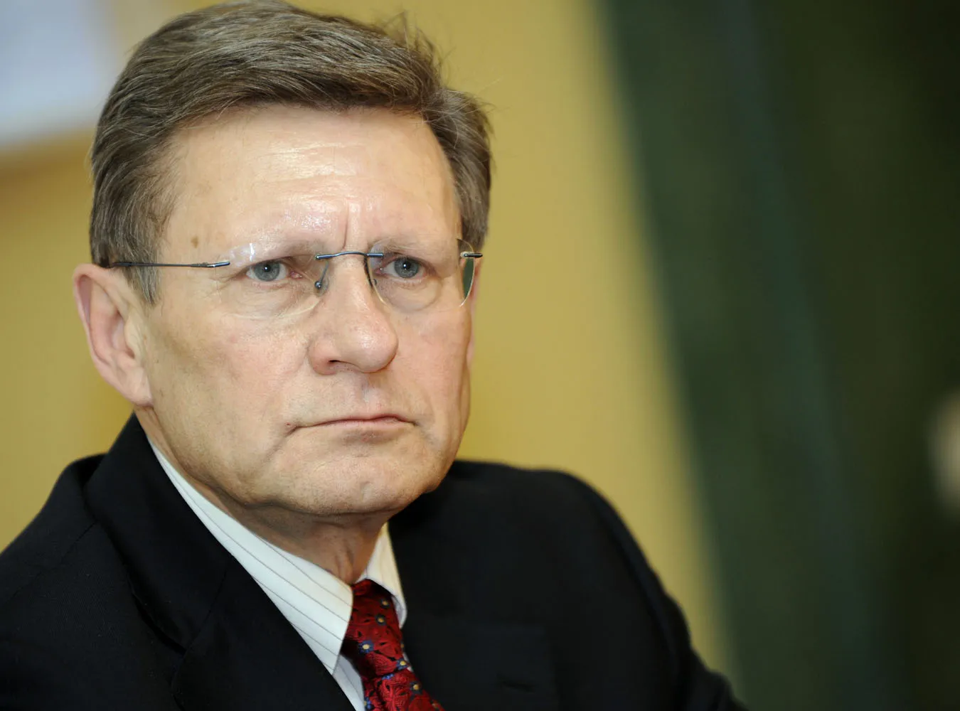 Balcerowicz opowiada ekonomiczne bajki