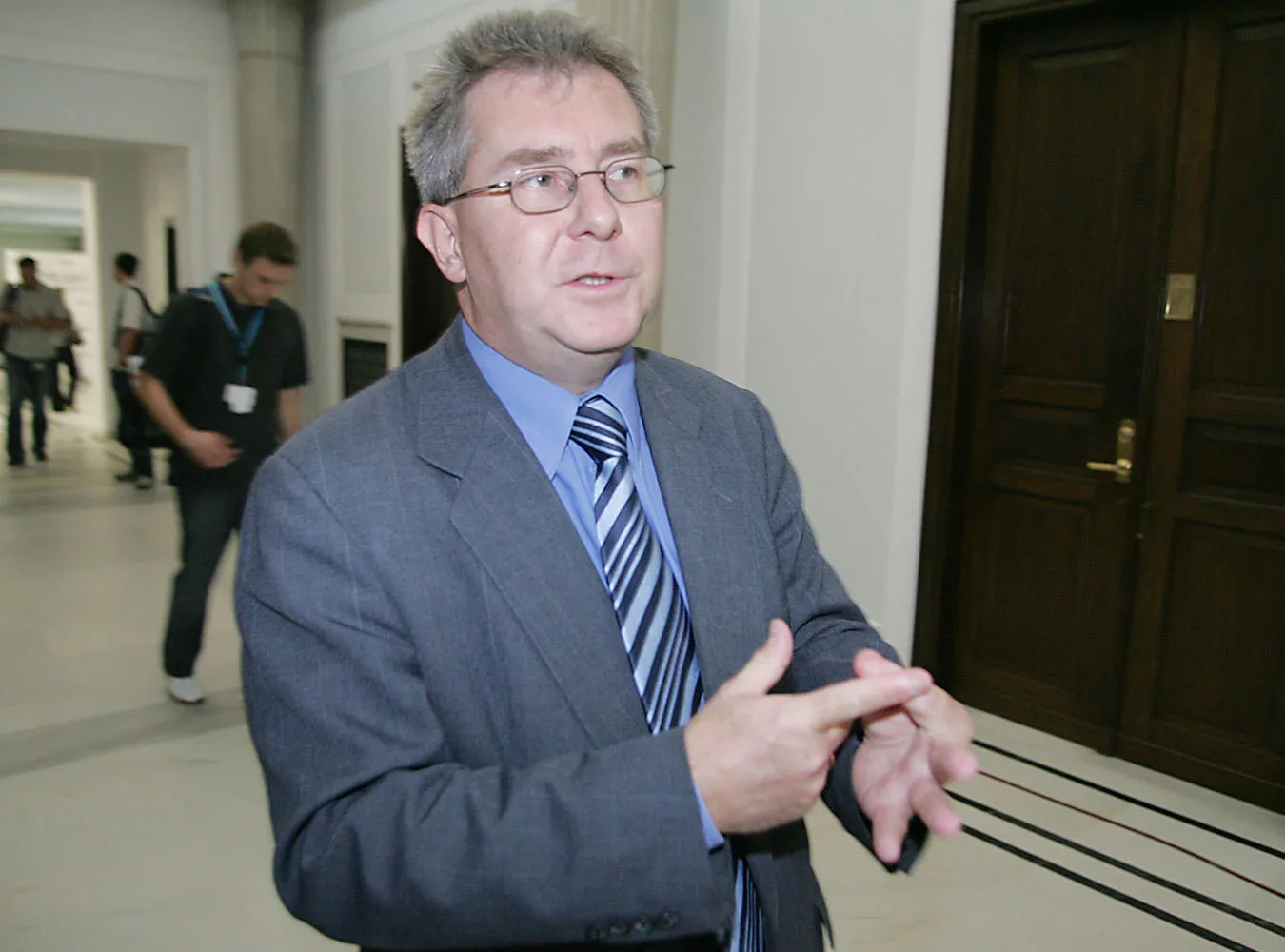 Czarnecki znów pozywa Wałęsę